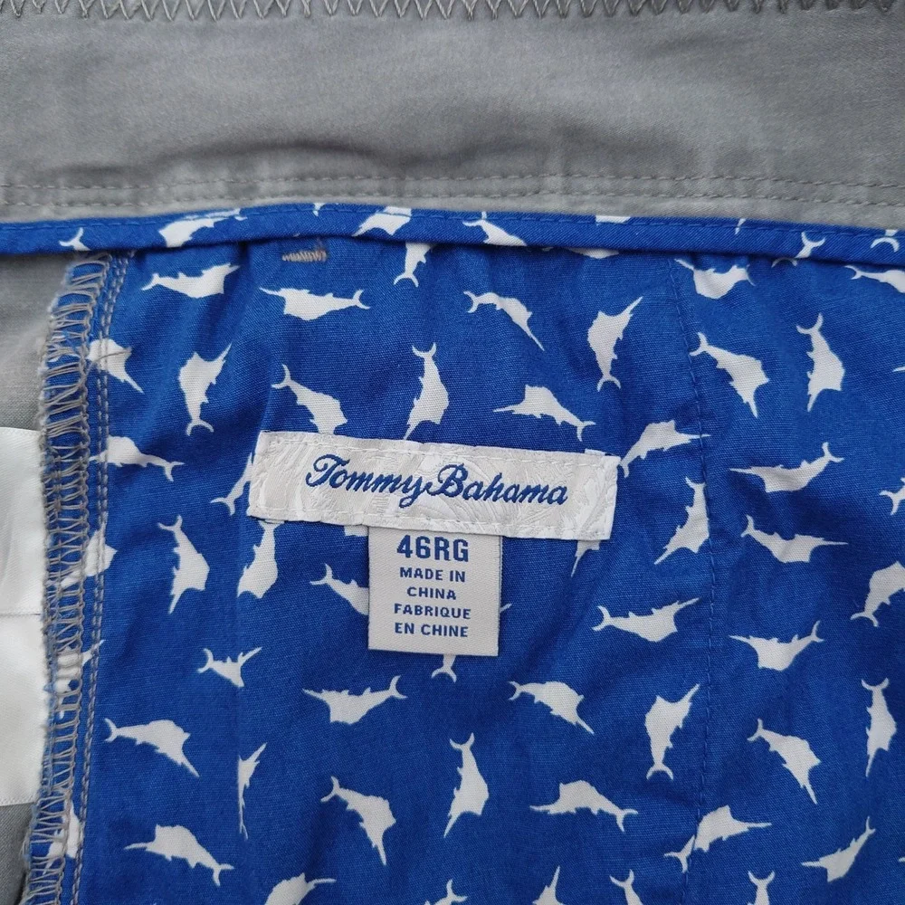 Tommy Bahama Washed Chino Cargo Shorts Mens 46 Cotton Tencel Spandex Gray